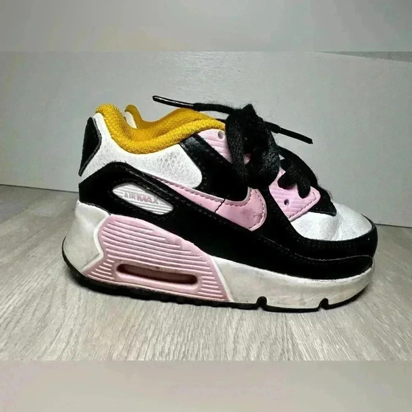 Nike Air Max 90 Toddler Shoes Black Pink White Yellow TD 9C CD6868 007 - Picture 2 of 6